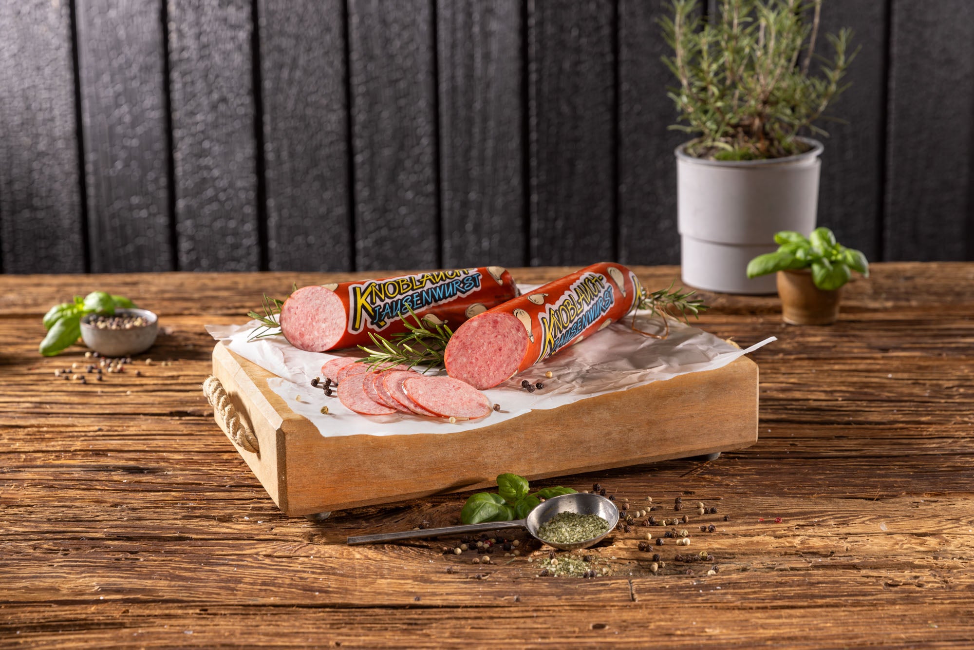 Lamm-Knoblauchwurst aus Österreich – würzige Wurstspezialität aus hochwertigem Lammfleisch mit feiner Knoblauchnote