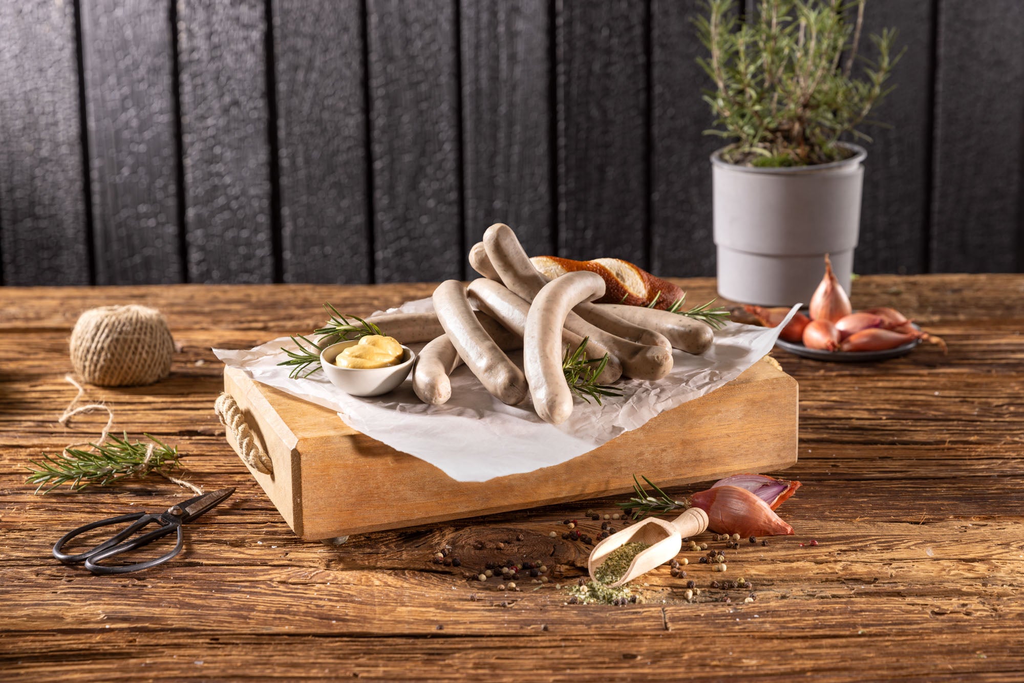 Lammbratwürstel aus Österreich – saftige Bratwürste aus hochwertigem Lammfleisch für Grill und Pfanne