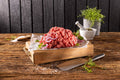 Lammhackfleisch aus Österreich – frisches Hackfleisch vom Lamm für Burger, Saucen und kreative Gerichte