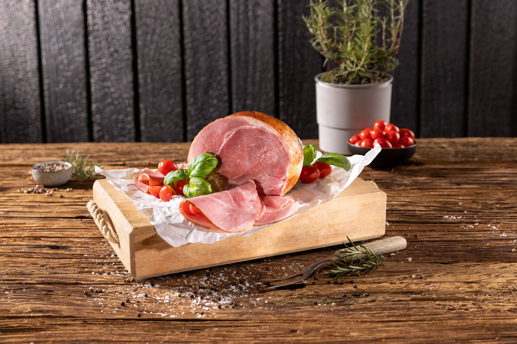 Lammsaftschinken aus Österreich – zart geräucherte Spezialität aus hochwertigem Lammfleisch