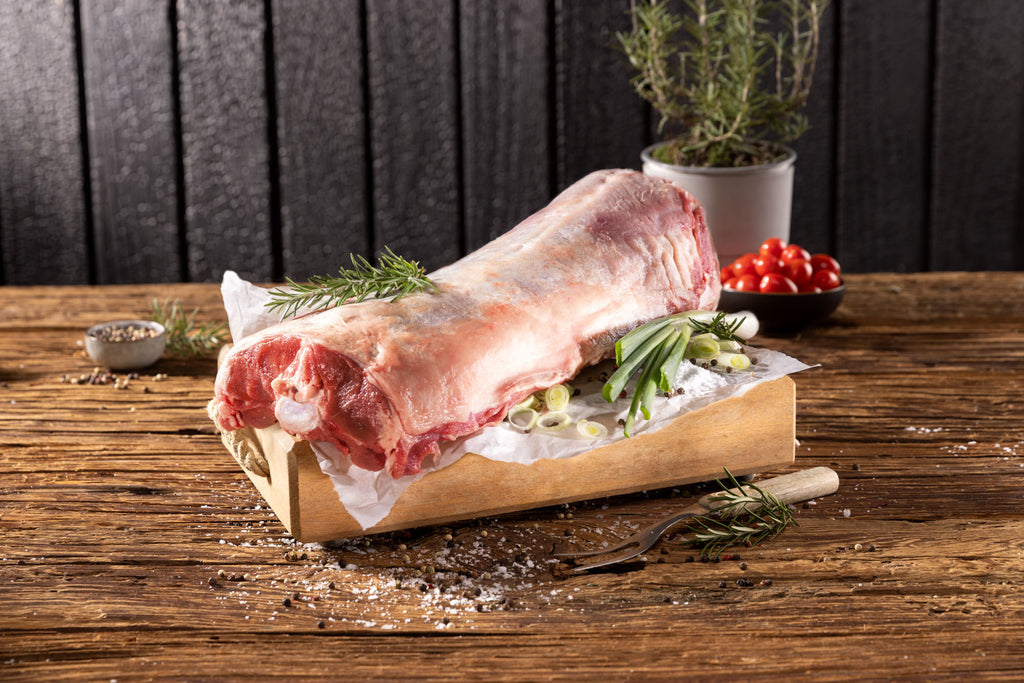 Lammrücken aus Österreich – besonders zartes Premium-Lammfleisch für Grill, Pfanne und festliche Gerichte